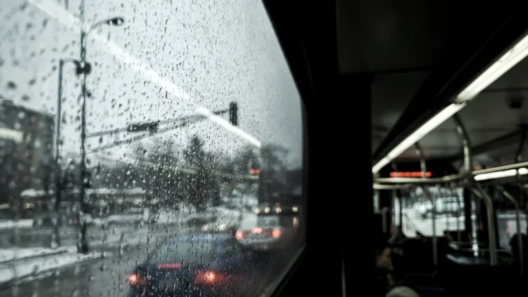 Met Office amber warning decision before Monday commute