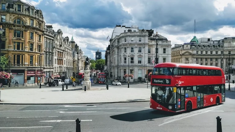 London BMW Classics brings free LSO concert to Trafalgar Square